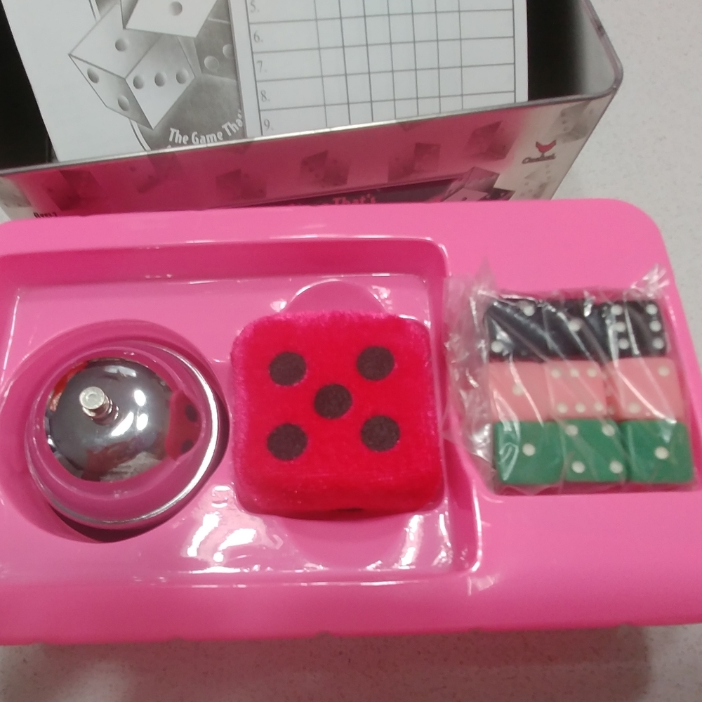 BUNCO Game Set in metal collector's tin